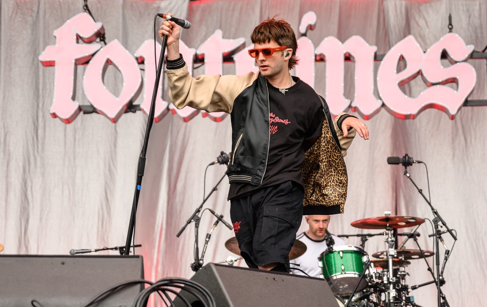 Fontaines D.C cancela show no Lollapalooza 2025 e vocalista