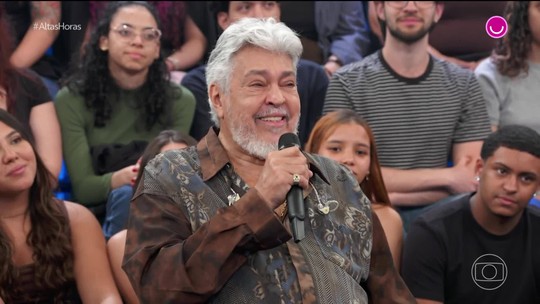 Sidney Magal se emociona ao falar de Dinho, do Mamonas Assassinas - Programa: Altas Horas 