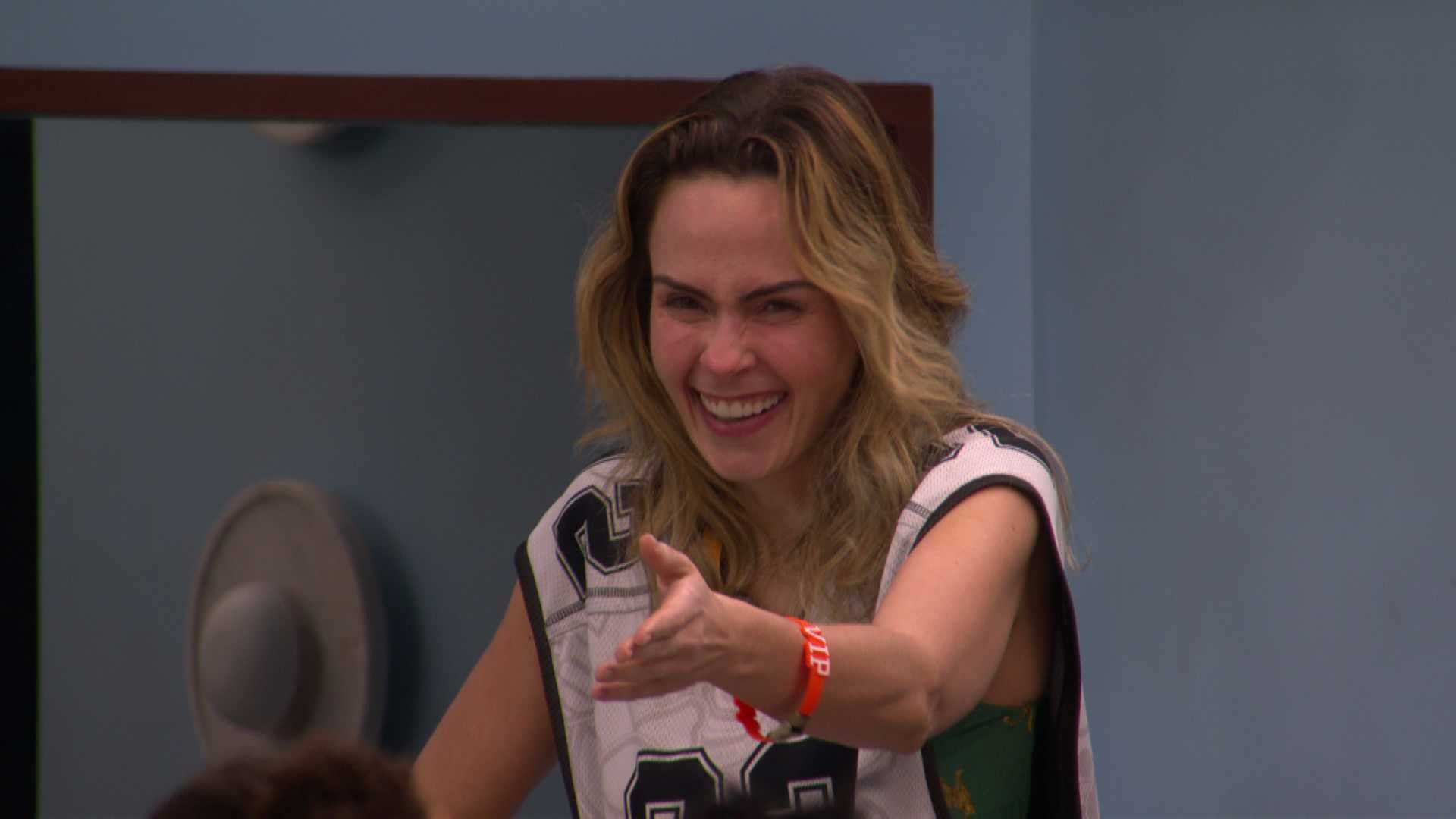 Líder Ana Paula Renault define novo VIP: veja a pontuação na 11ª rodada do Cartola BBB