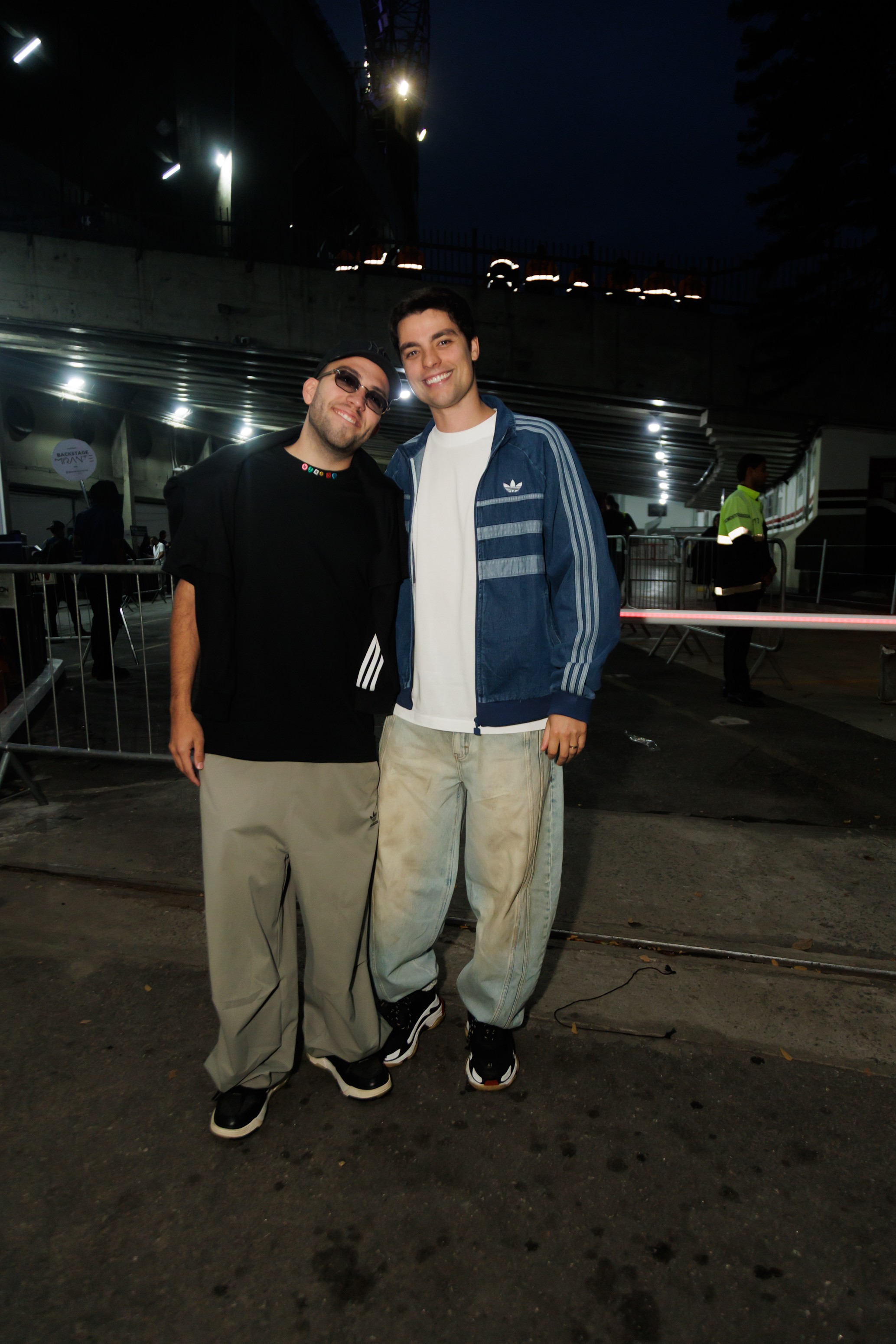 Famosos curtem primeiro show do The Weekend, em São Paulo