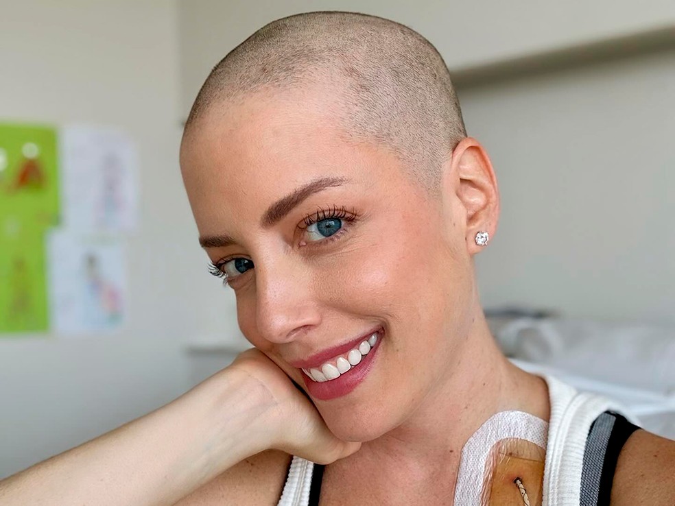 Fabiana Justus comemora alta do hospital — Foto: Reprodução/Instagram