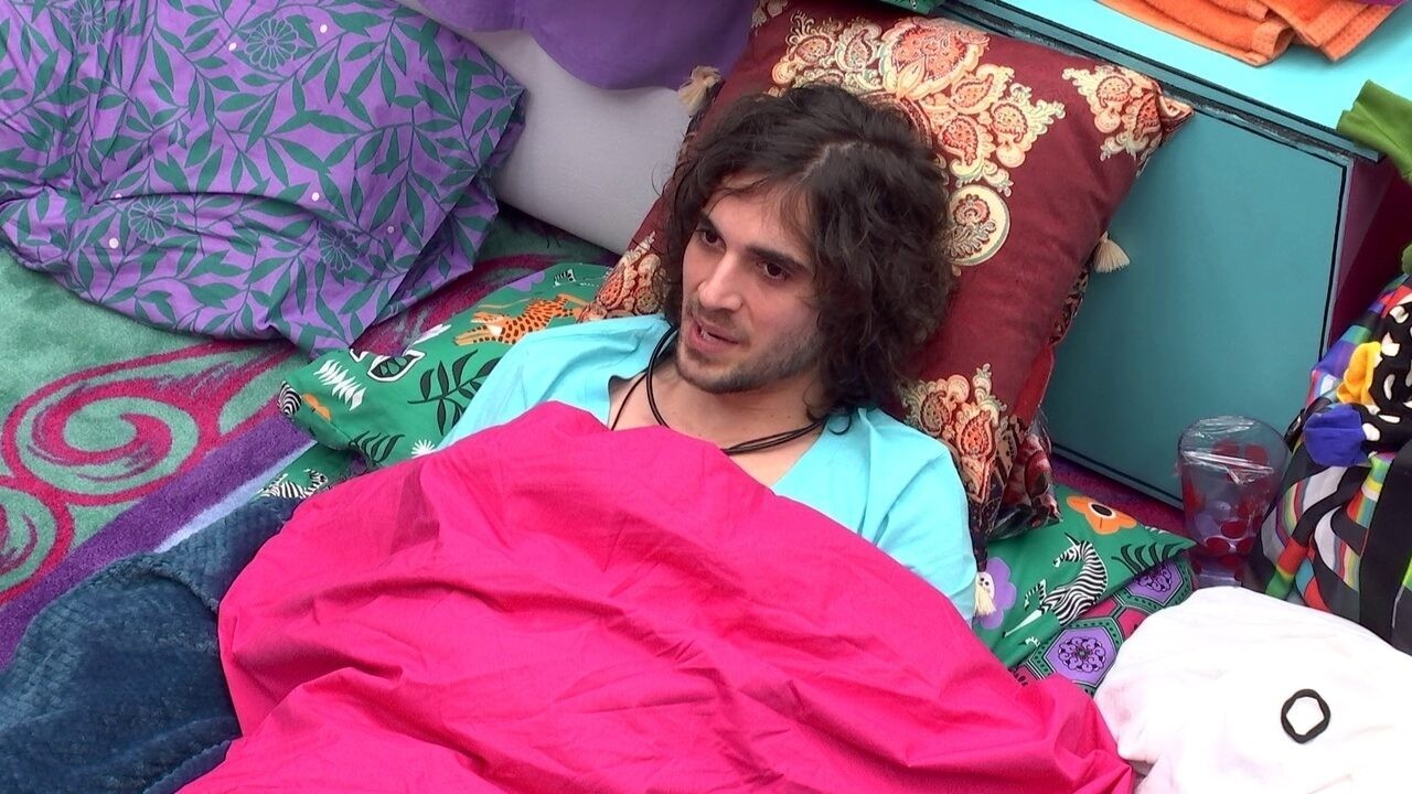 No Bbb21 Fiuk Diz Para Brothers Vou Dar Um Prêmio Pra Quem Conseguir
