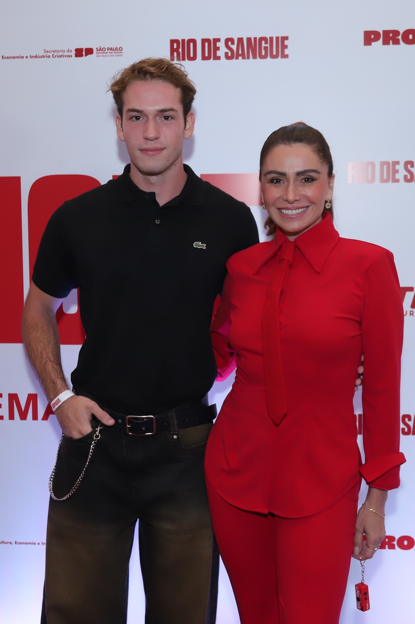 Giovanna Antonelli admite receio quando filho escolheu ser ator e diz: 'Não posso brigar com um dom'