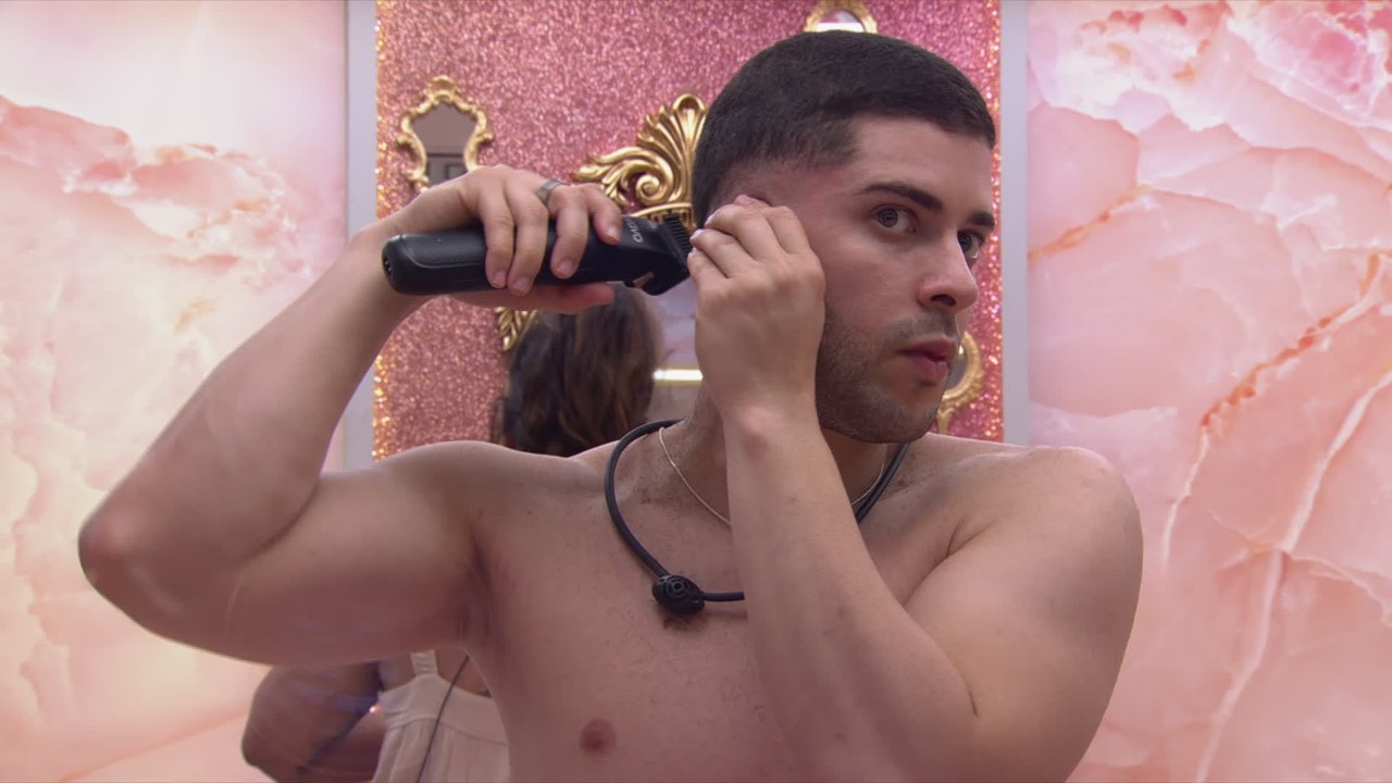 Marcelo se desentende com Samira no BBB 26: 'Virou porta-voz de estalecada?'