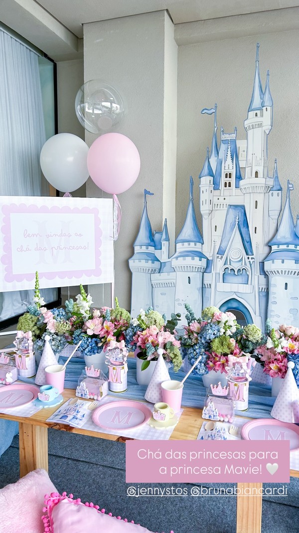 Chá com as Princesas da Mavie — Foto: Instagram