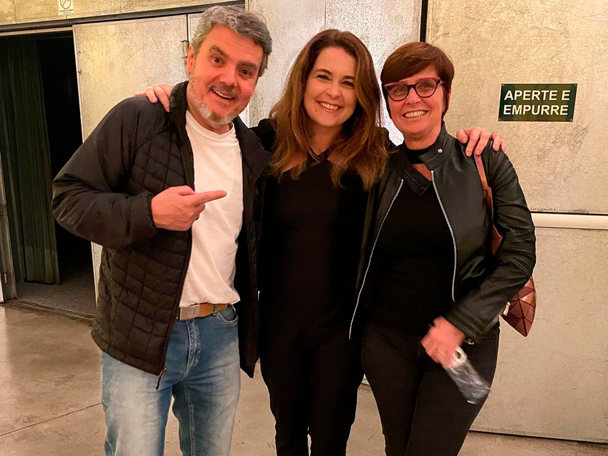 Cláudia Abreu celebra encontro com o