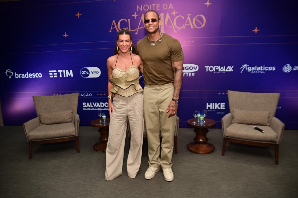 Lore Improta e Leo Santana — Foto: Leo Franco / AgNews