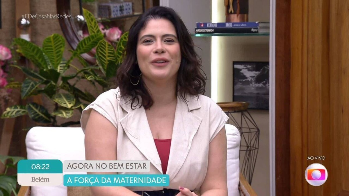 Michelle Loreto se emociona ao voltar ao trabalho após ser mãe