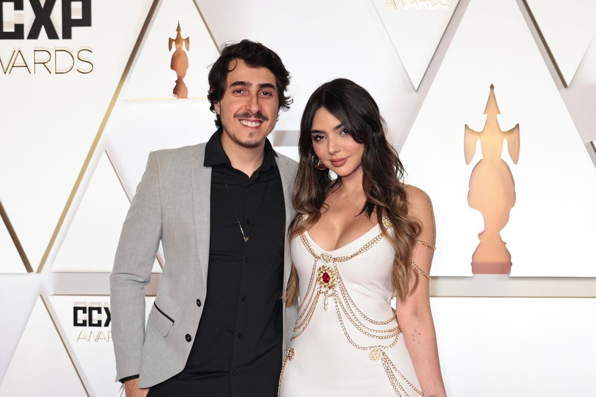 Felipe Castanhari fala sobre Nyvi Estephan: 'Desde que escolhi ficar ...