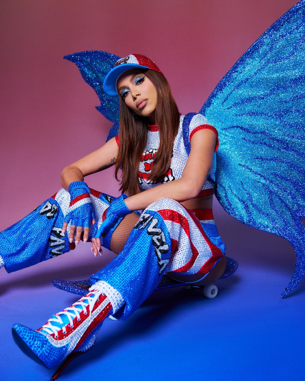 Anitta usa look em homenagem &agrave; Rayssa Leal &mdash; Foto: divulga&ccedil;&atilde;o