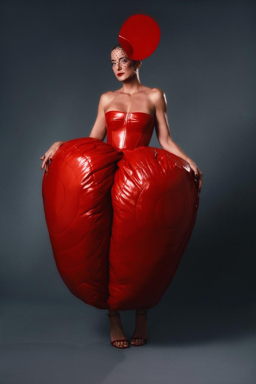 Ticiane Pinheiro aposta em fantasia inspirada no universo do cacau para baile de Carnaval