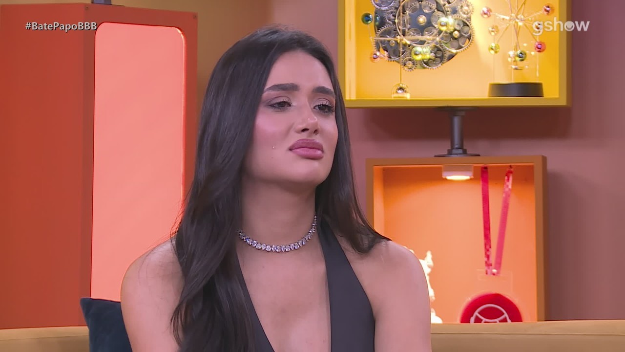 Jordana chora ao assistir ao vídeo de tretas com Milena: 'Foi pesado'