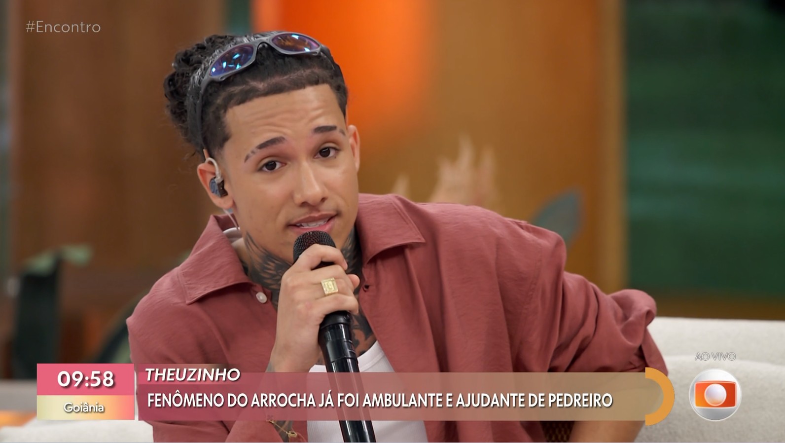 Theuzinho conta como encontrou seu caminho na música aos 15 anos: 'Estava escrito por Deus'