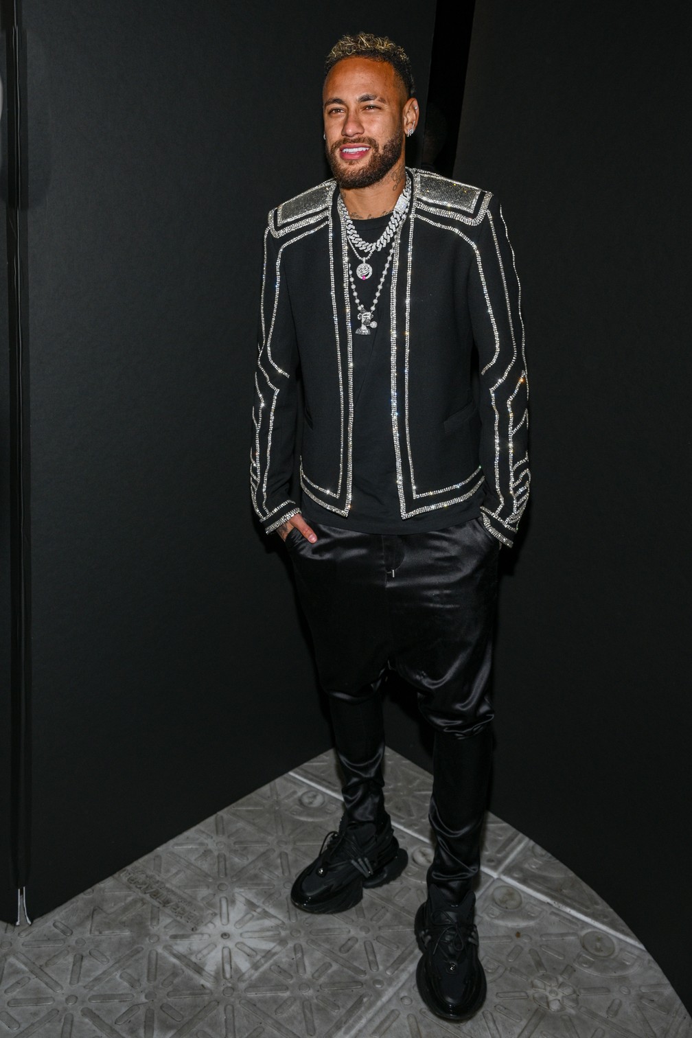 Neymar balmain jacket sales