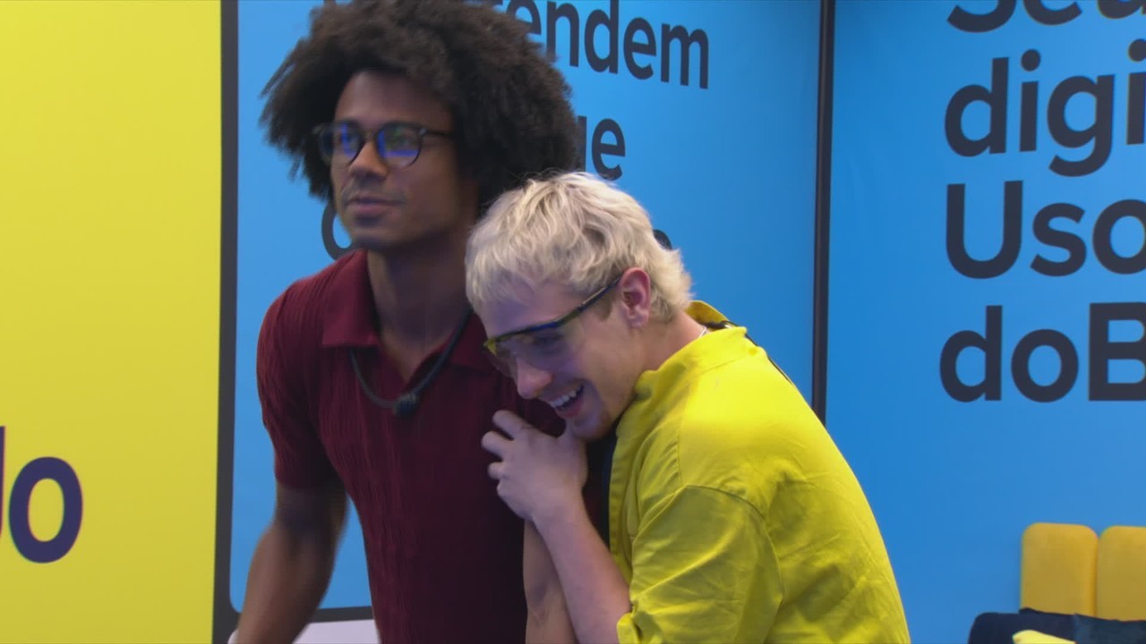 No Quarto Secreto, Juliano Floss diz para Breno: 'Que a desgraça comece no BBB 26'