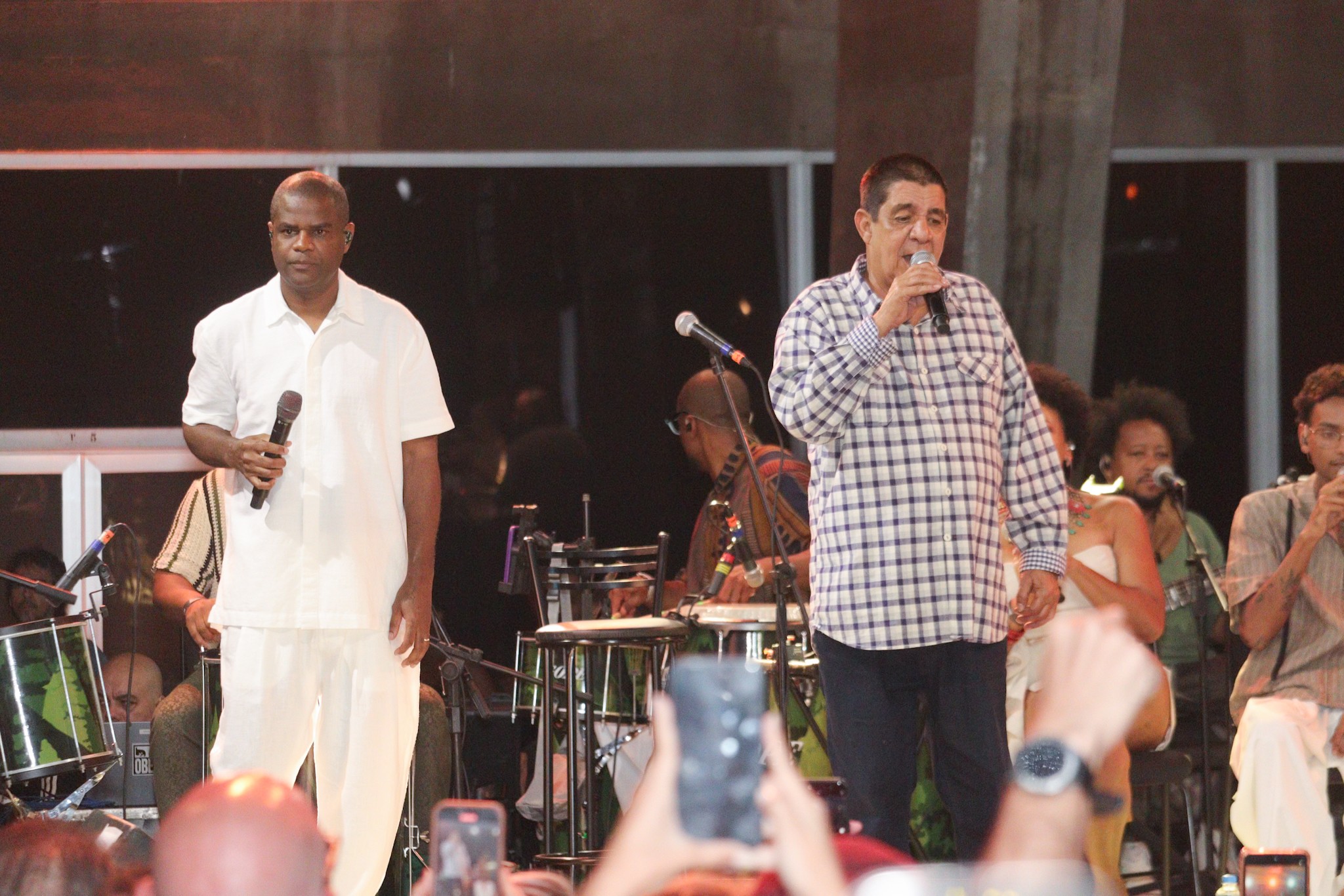Pretinho da Serrinha recebe Zeca Pagodinho e mais famosos em show no Rio após alta hospitalar