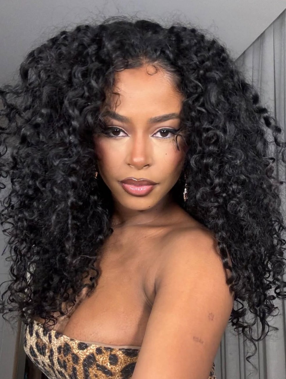 ☆LiLi★King@1225さま☆メナード Lorena Maria, mulher de MC Daniel, é a nova musa da Unidos de