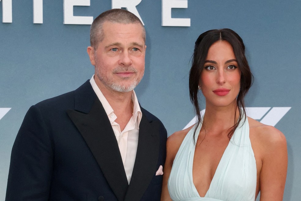 Brad Pitt e Ines de Ramon — Foto: Reuters