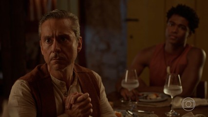 Seu Tico Leonel reclama da conta alta para pagar, Deodora entra no restaurante