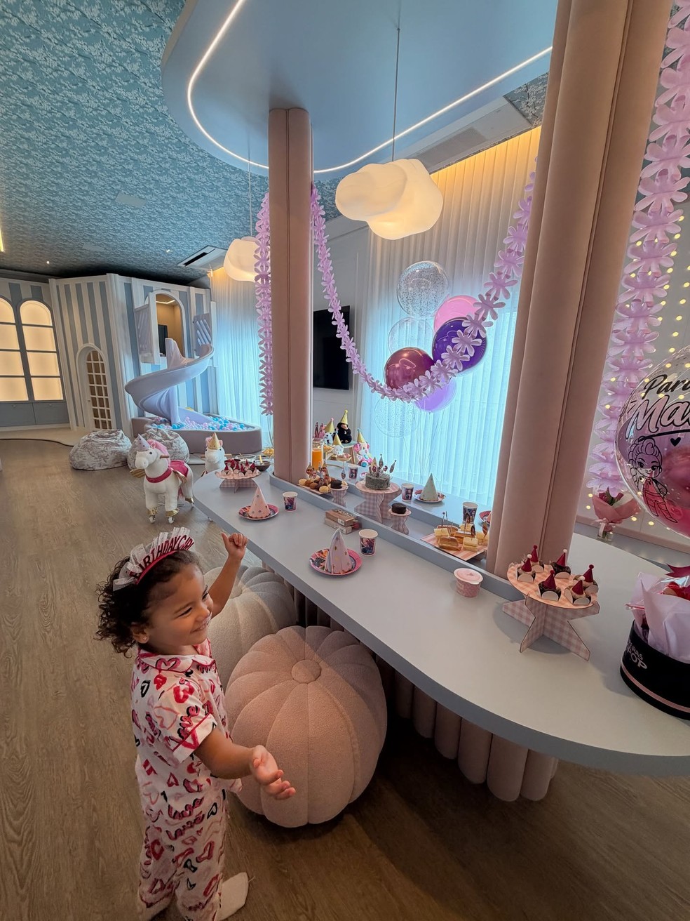 Mavie, filha de Neymar e Bruna Biancardi, ganha surpresa de aniversário — Foto: Instagram