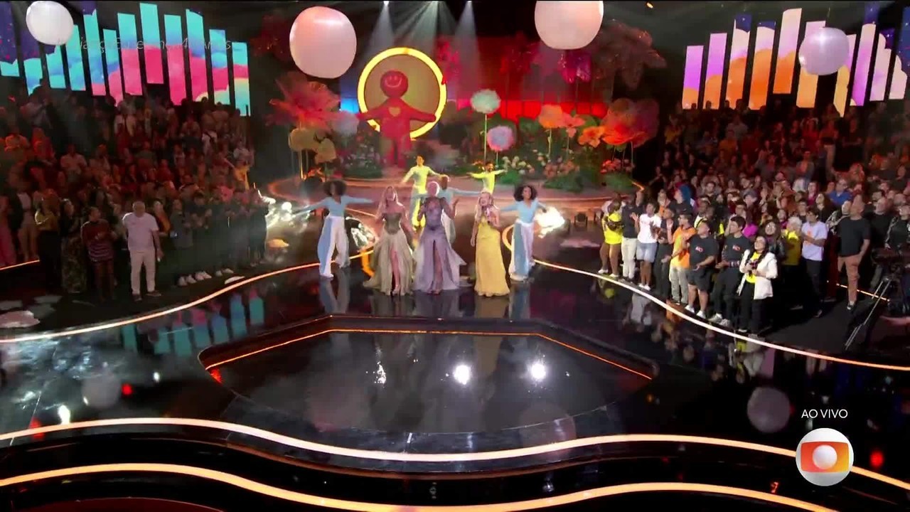 Xuxa, Angélica e Eliana cantam versão especial de 'Lua de Cristal' na abertura do Criança Esperança 2025