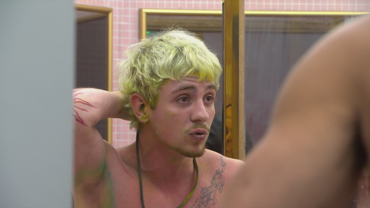 Alberto Cowboy se envolve em treta e leva invertida de Juliano Floss no BBB 26: 'Não se mete'