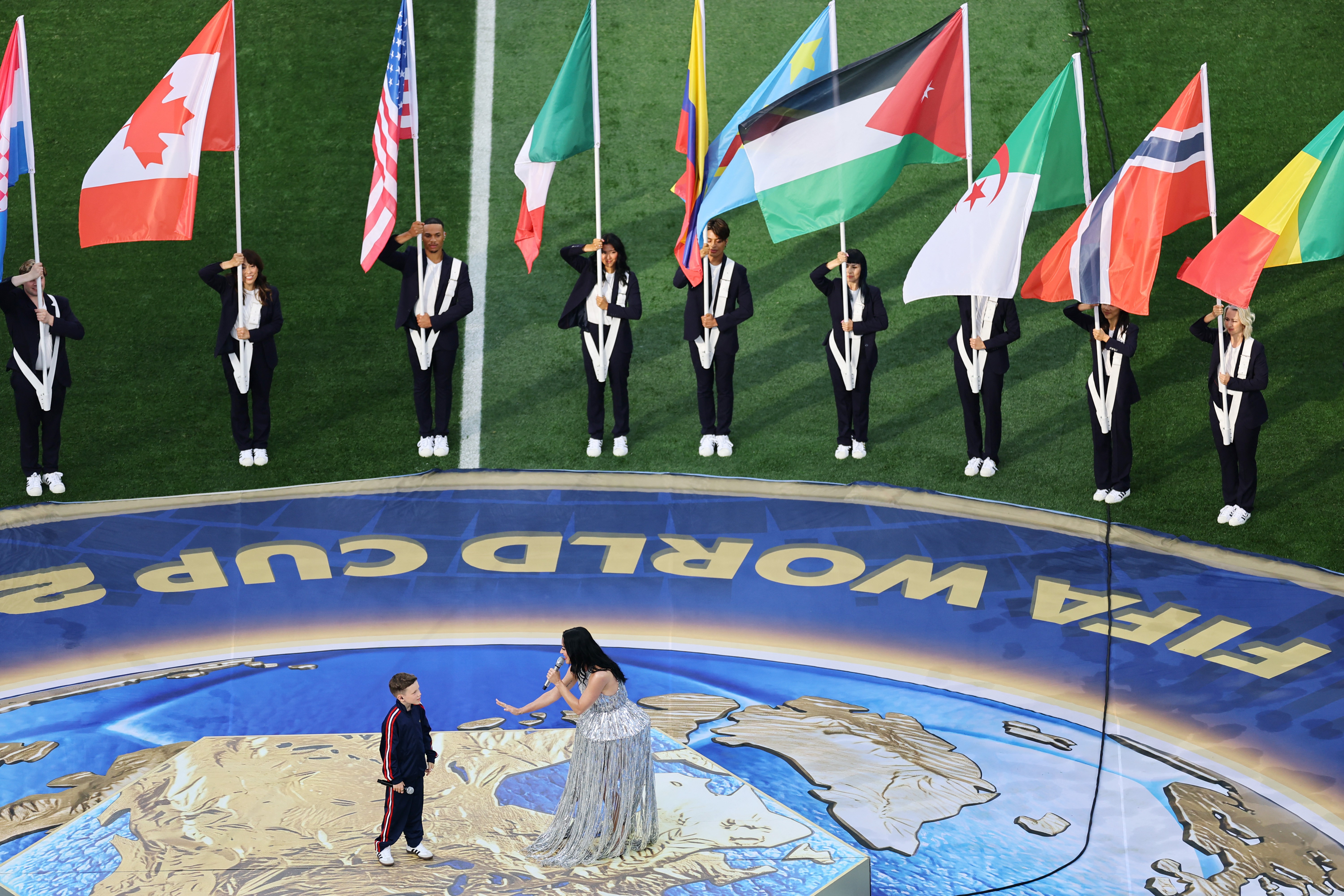 Katy Perry se apresenta na abertura da Copa do Mundo 2026 nos Estados Unidos