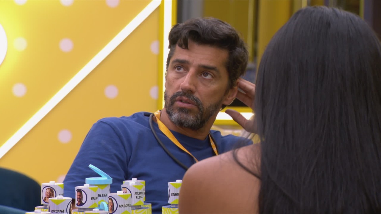 Alberto Cowboy sugere conversa com Babu Santana para colocar Samira e Milena no Paredão