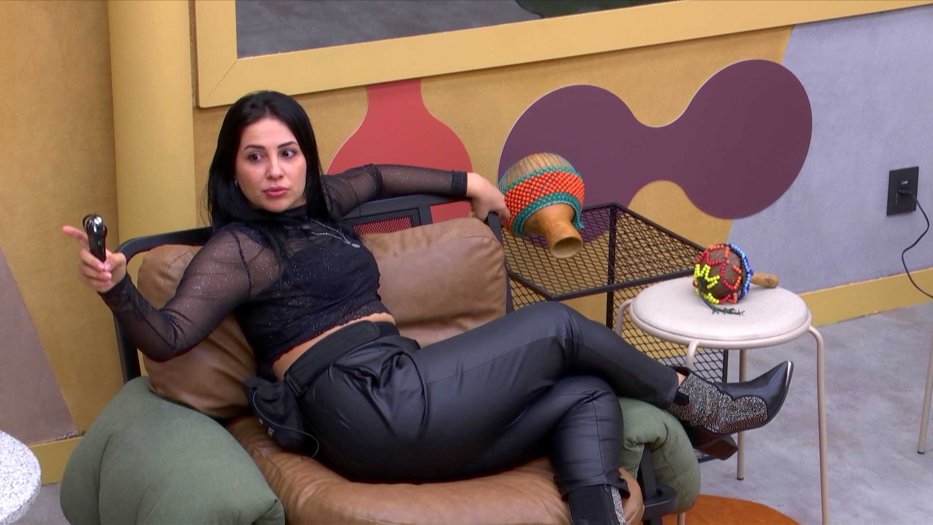 Biahh Cavalcante se empolga com composição própria: 'Arrepiei até a nuca'