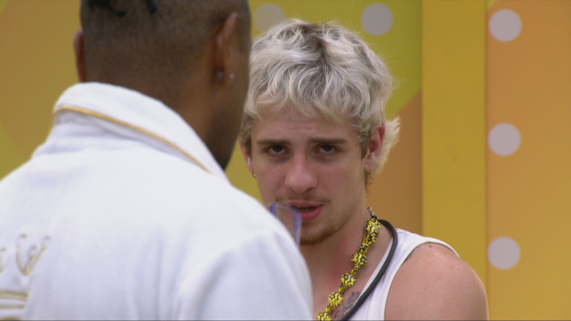 Juliano Floss planeja projeto fora do BBB 26 com Leandro Boneco: 'Quero cantar junto com você'