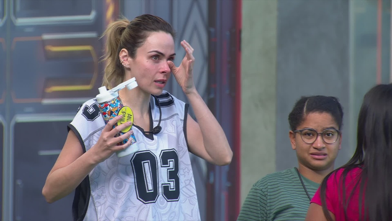 Ana Paula Renault chora após perder a Prova do Anjo do BBB 26