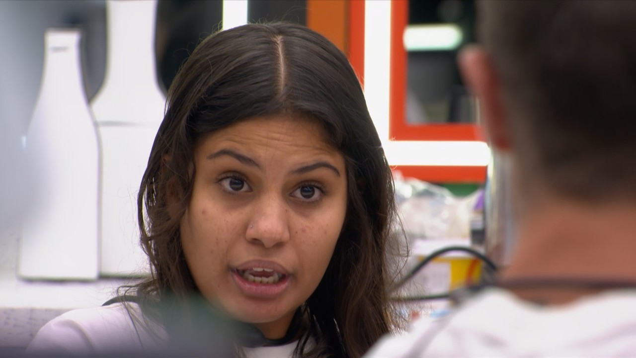 Após discussão com Marciele, Gabriela se desentende com Jonas Sulzbach