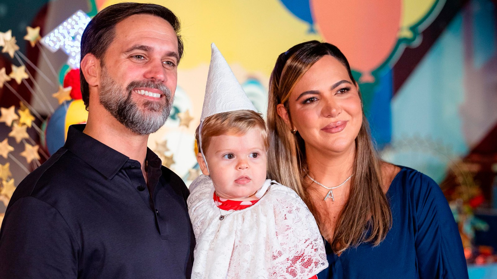 Carol Sampaio celebra aniversário de um ano do filho Antonio com a presença de famosos