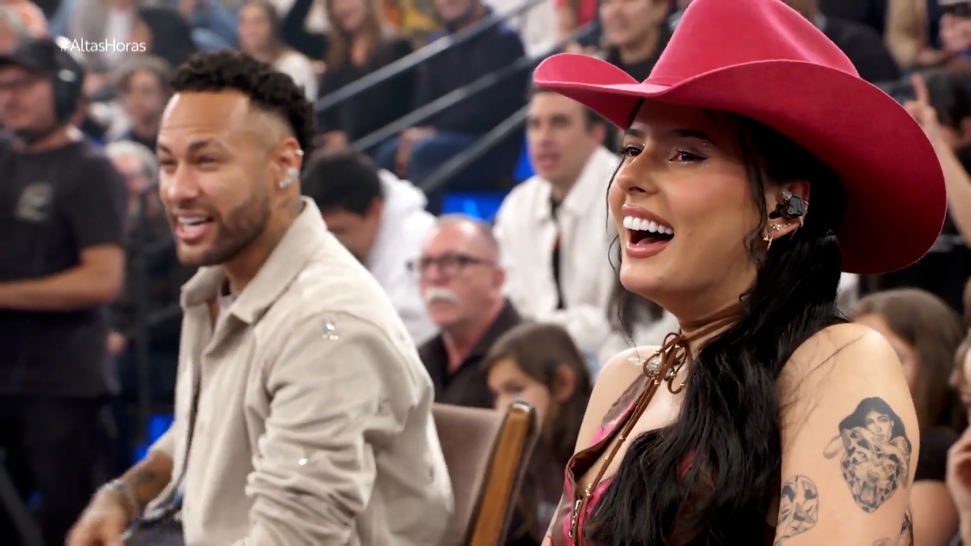 Ana Castela faz dueto com Neymar e anuncia parceria com Bruna Biancardi