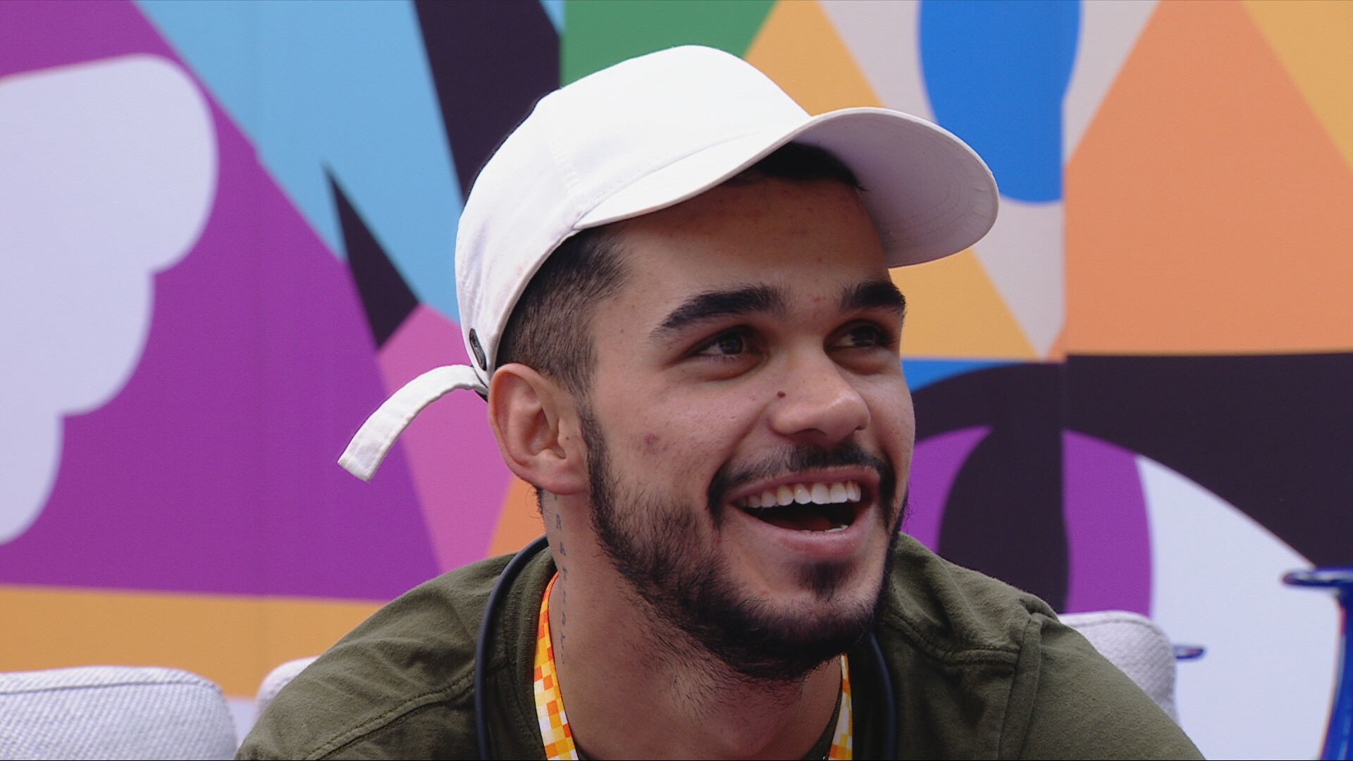 João Pedro se diverte ao usar a Central do Líder para 'despertar a casa'; confira!