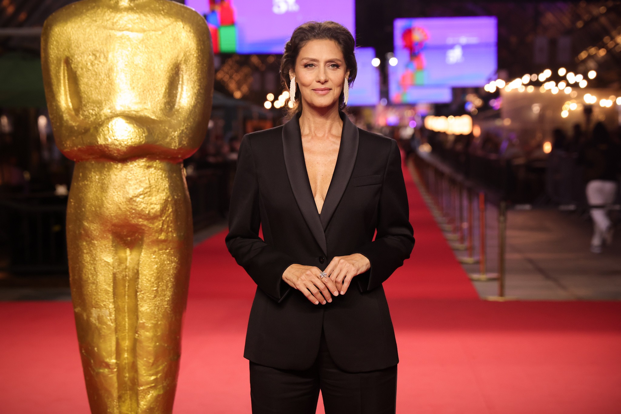 Maria Fernanda Cândido é homenageada no Festival de Cinema de Gramado ...