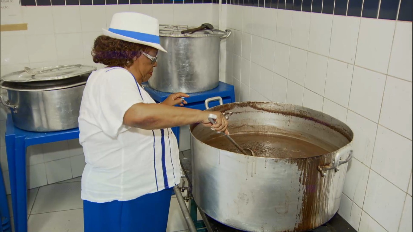 Portela anuncia enredo para o Carnaval 2027 durante comemoração dos 103 anos da escola