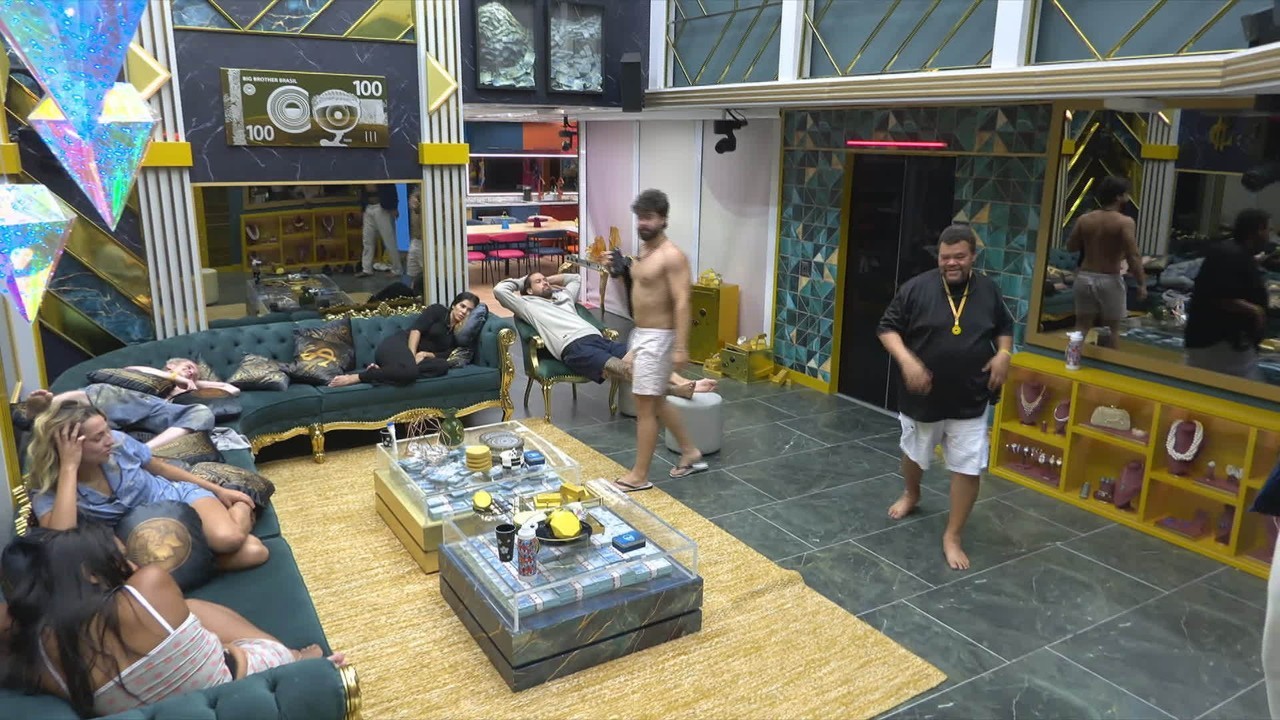 Após Festa, Babu Santana acorda a casa no BBB 26