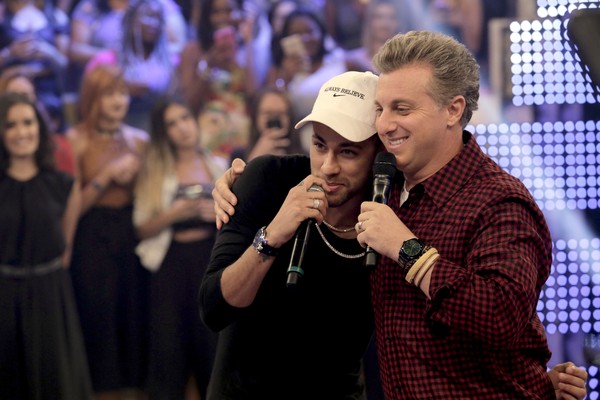 Luciano Huck faz planos para o 'Caldeirão' em 2019: 'Vamos fazer o programa  número mil'