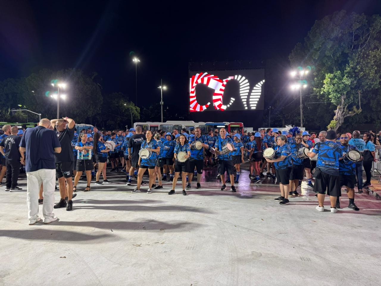 Carnaval 2026: famosas brilham em ensaio técnico na Sapucaí
