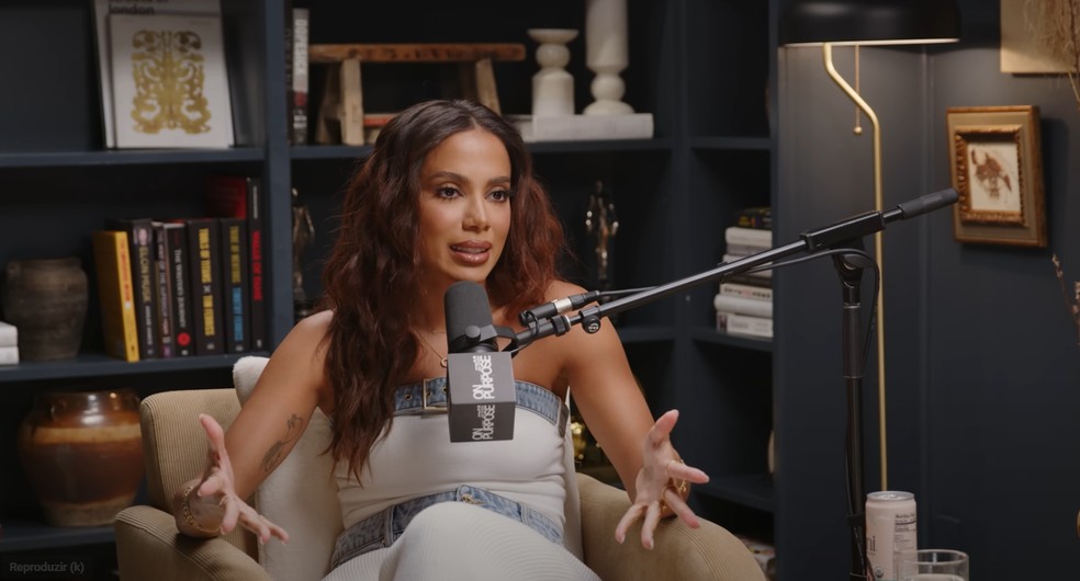 Anitta relembra abuso que sofreu na adolescência — Foto: Reprodução