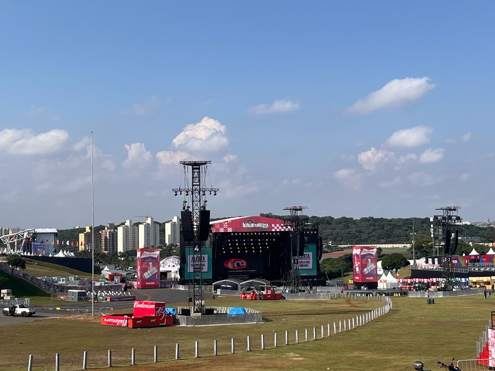 O que pode levar no Lollapalloza e o que não pode levar; confira