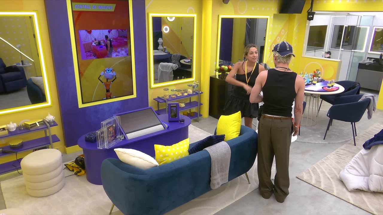 Samira flagra críticas de Solange Couto: 'Me detonou'