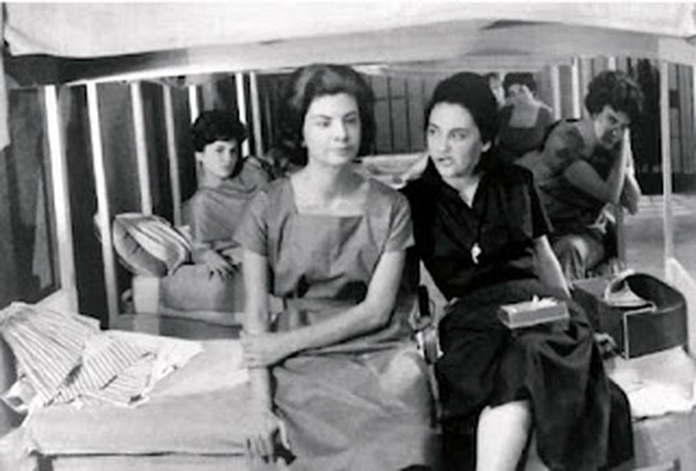 Gloria Menezes e Laura Cardoso em A Jaula — Foto: Reprodução