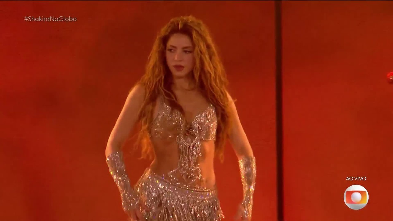 Shakira repete 'grito viral' da zaghrouta que viralizou no Super Bowl em show de Copacabana