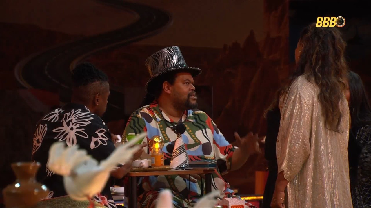 Chaiany pede a Babu para não desviar foco de grupo, e ator diz: 'Quem votou em mim foi Ana Paula'