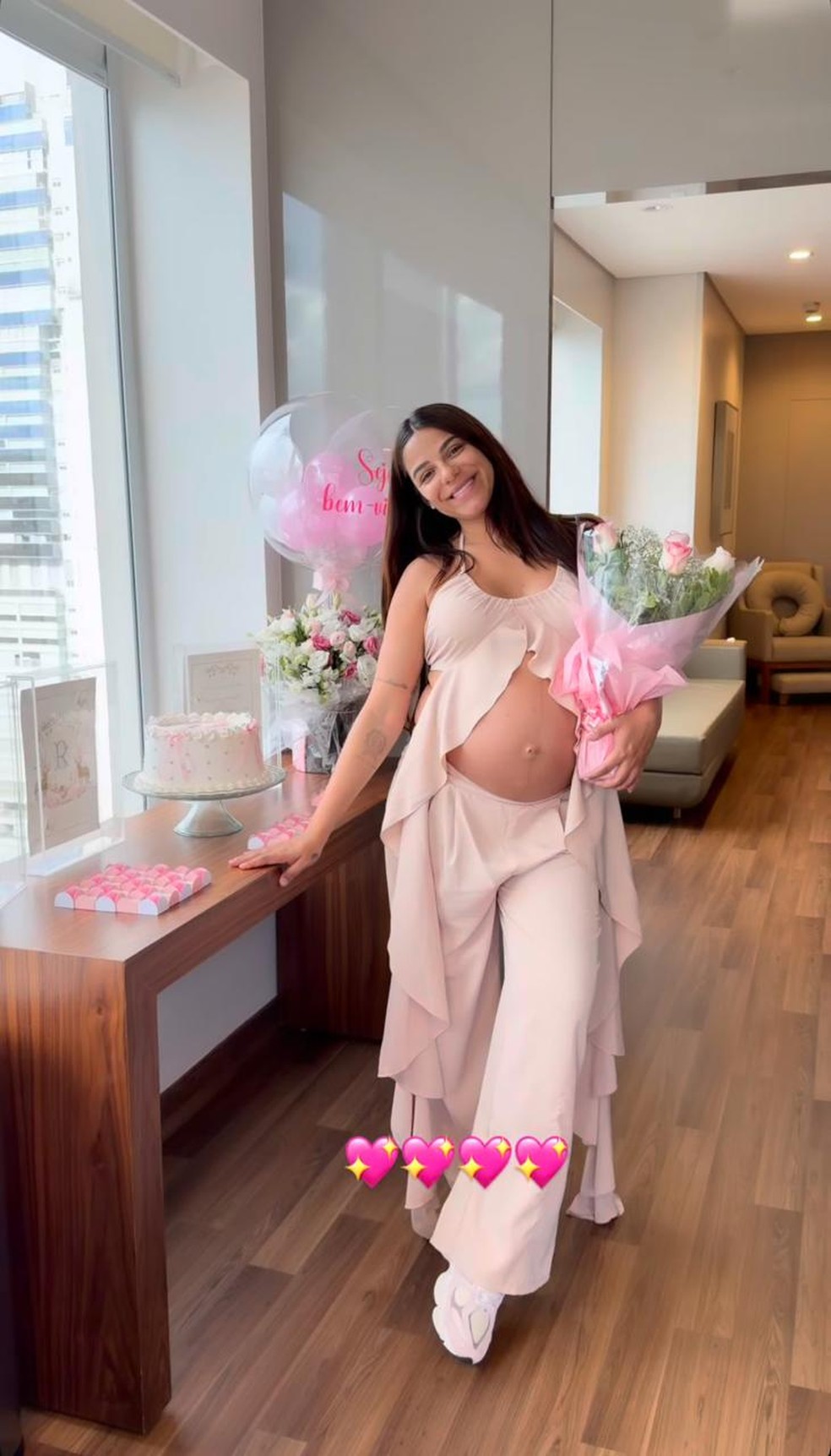 Key Alves na maternidade, horas antes do parto — Foto: Reprodução / Instagram