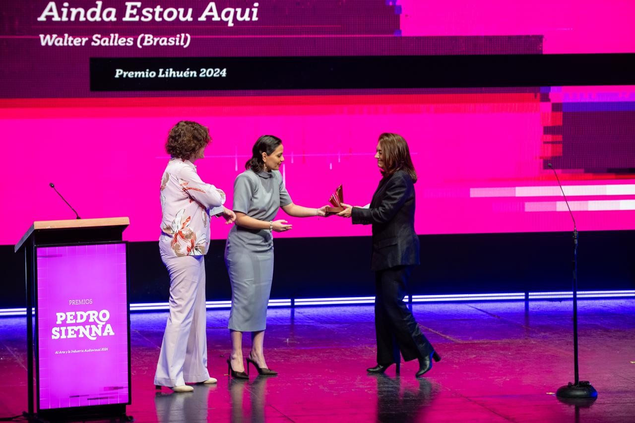 Ainda Estou Aqui ganha novo prêmio como melhor filme ibero-americano