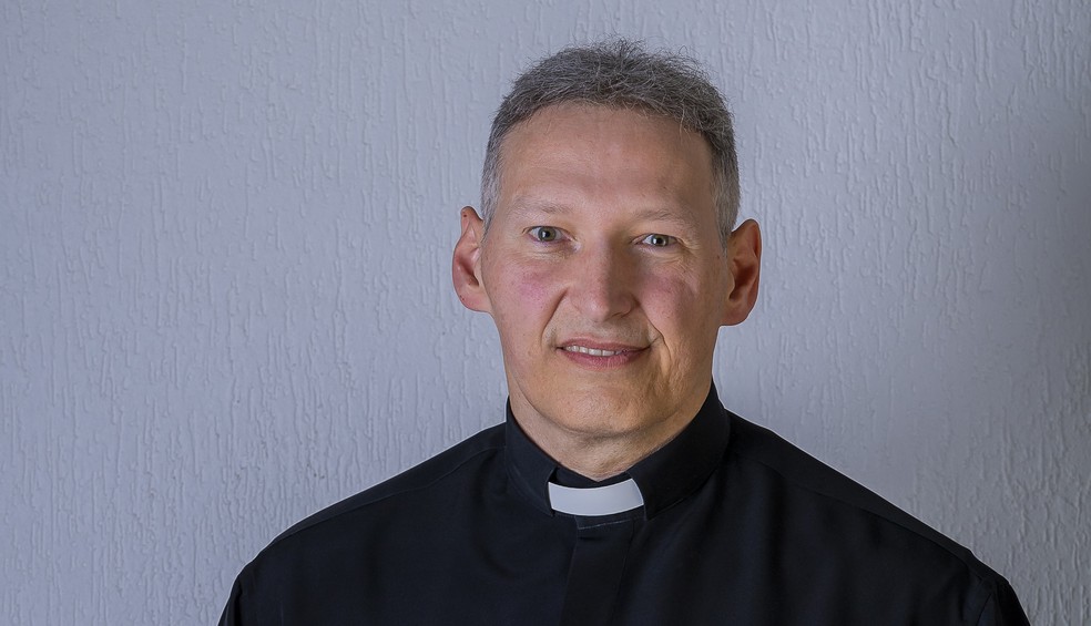 Padre Marcelo Rossi fala sobre exposição no início da vida pública e de  depressão: 'Achava frescura' | Famosos | gshow