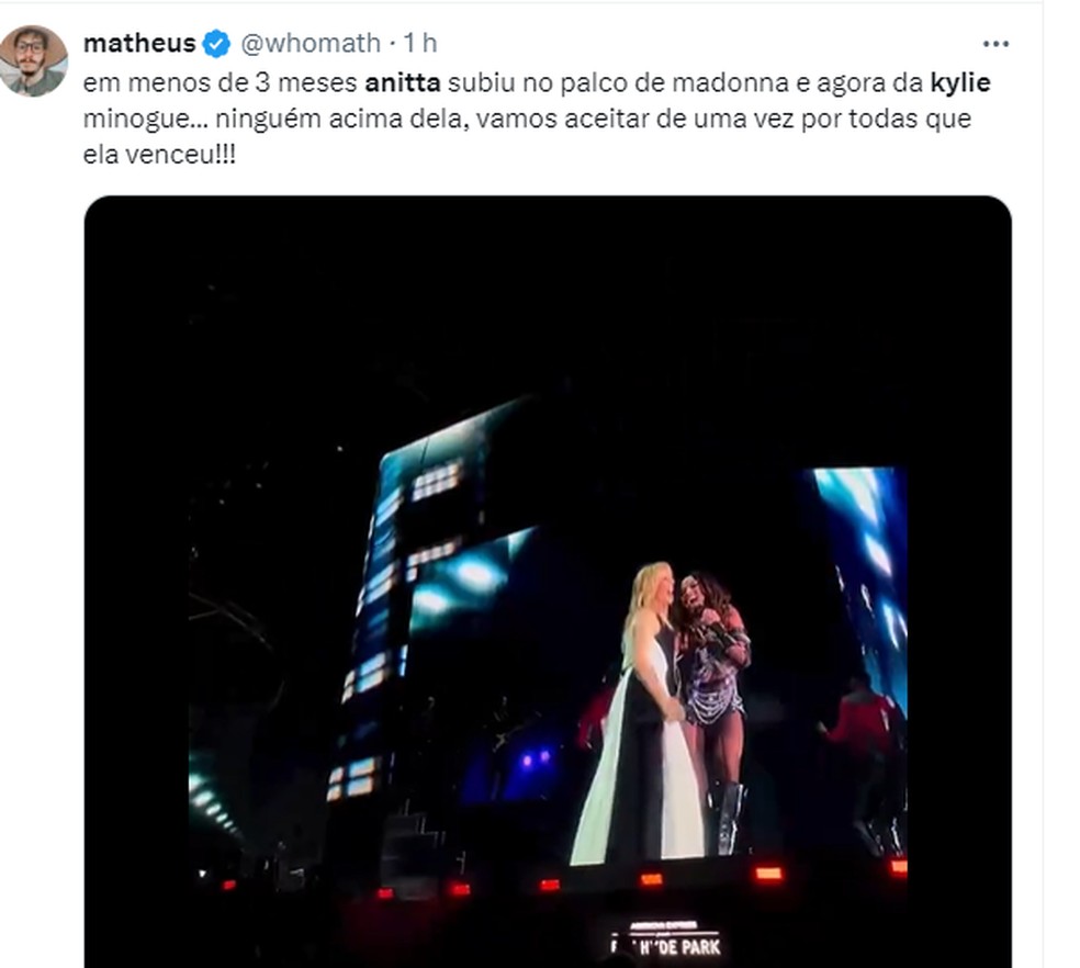 Anitta se apresenta com Kylie Minogue em festival — Foto: Reprodução